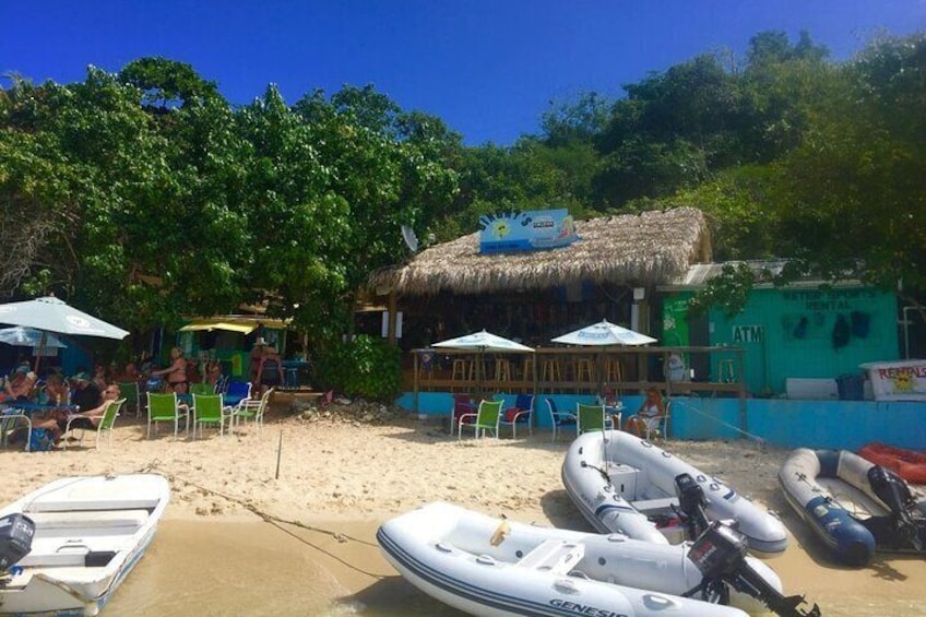 Dingy's Beach bar, Water Island