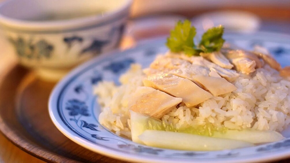 Chicken Rice Diaries: The Hainan Story in Bugis