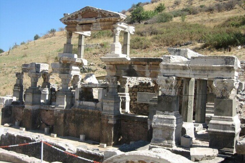 Private Bodrum to Ephesus Tour with Virgin Mary House