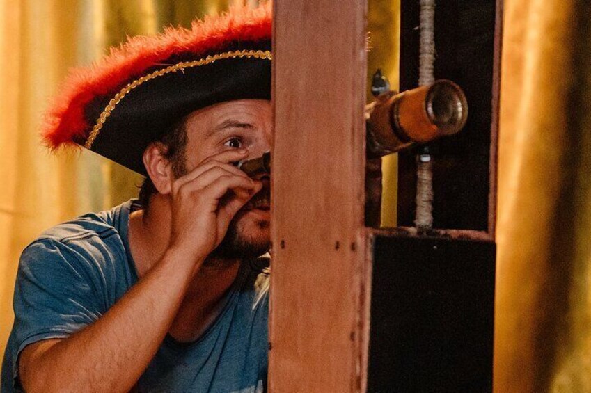 Players inside Legend of Skull Island Escape Room In Brasov