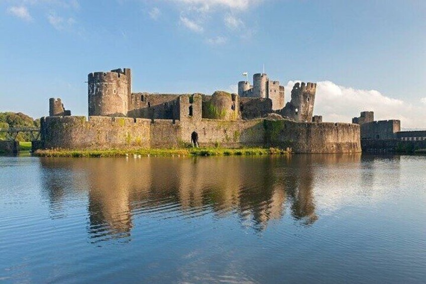 Private Tour in 3 Castles, Tintern Abbey and Roman Caerleon 