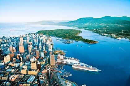 3 Hrs Accessible Vancouver Private Tour From YVR and Port