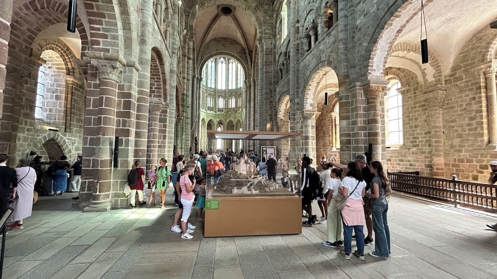 D-Day Beach and Mont Saint-Michel Tour from Paris