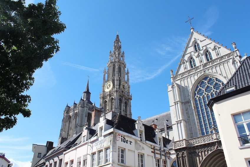 Day Tour to Amberes and Köln from Amsterdam