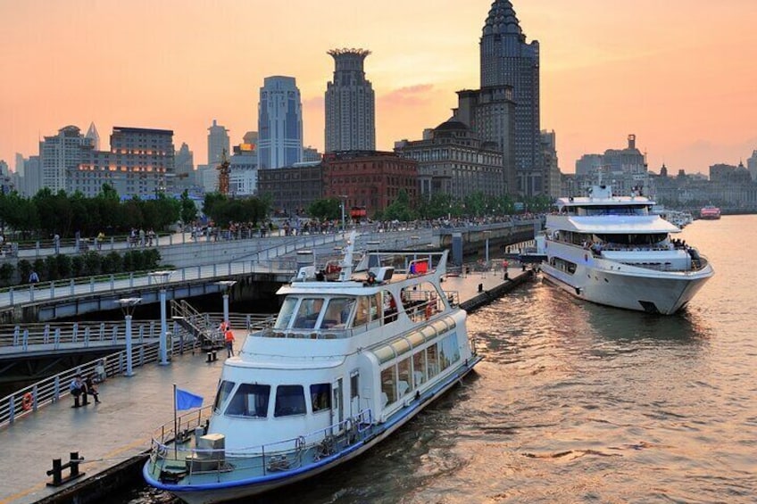 As the largest river in central Shanghai and spanning 113 kilometres, see the sights of the city while sailing down the manmade Huangpu River on this day cruise.