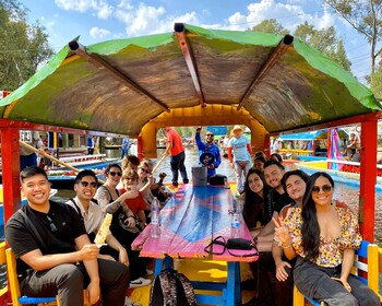 Xochimilco Trajinera-fest med drinks, musik og tacos