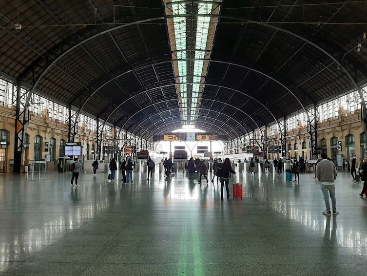 Valencia Highlights Walking Tour with Mestalla Stadium Ticket