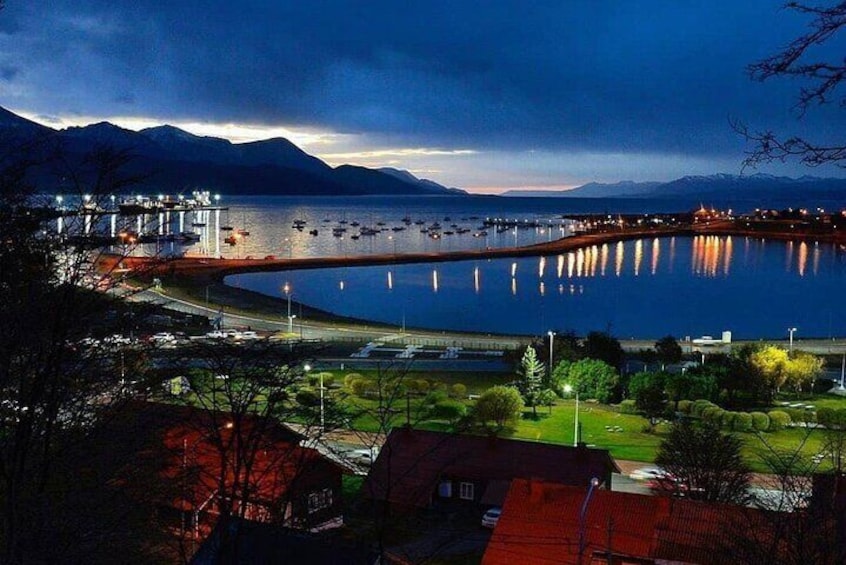 Sightseeing Tour in Viewpoints and Ushuaia