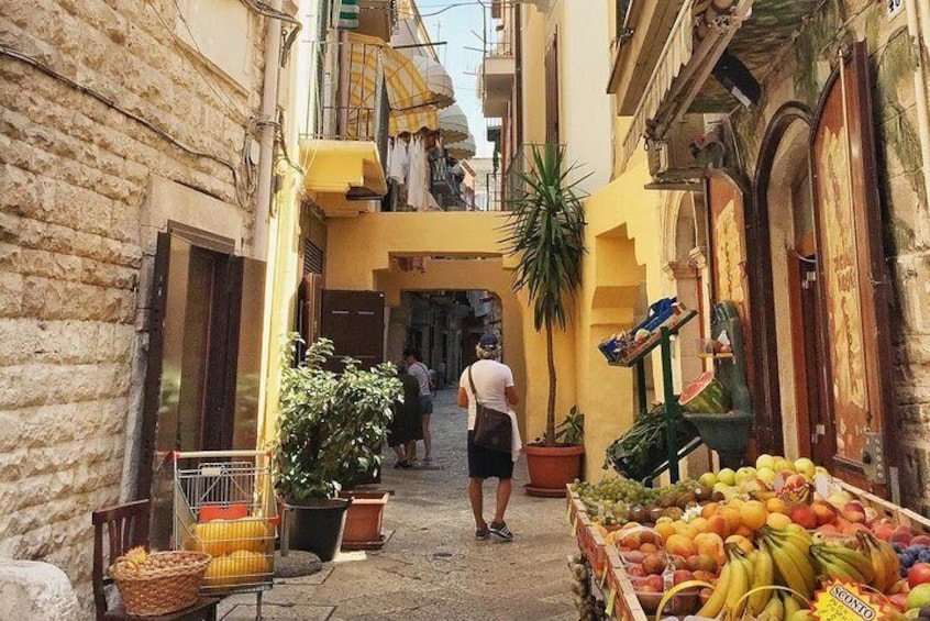 Bari street food walking tour: Private tour