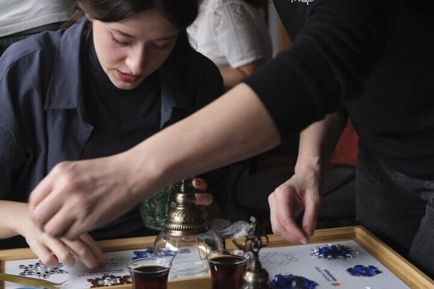 Craft and Shine Create a Mosaic Lamp in Istanbul Grand Bazaar