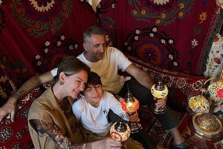 Craft and Shine Create a Mosaic Lamp in Istanbul Grand Bazaar