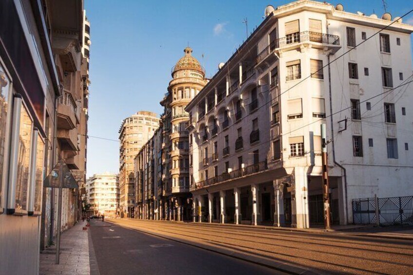 Iconic Landmarks and Hidden Treasures Tour in Casablanca