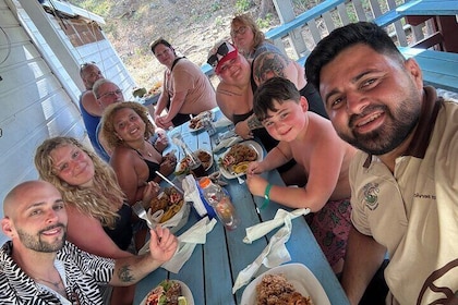 Roatan Freestyle Private Tour plus LUNCH