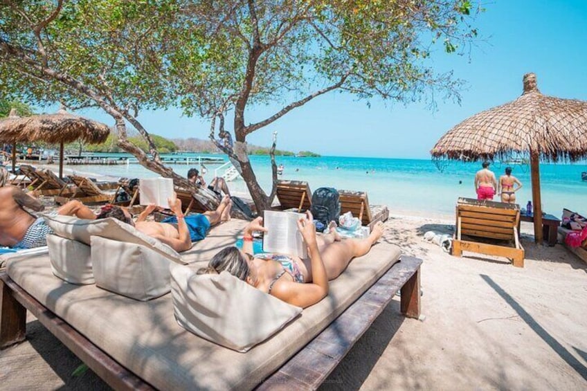 Cartagena's 4-Stop Rosario Islands Tour with Lunch & Entries