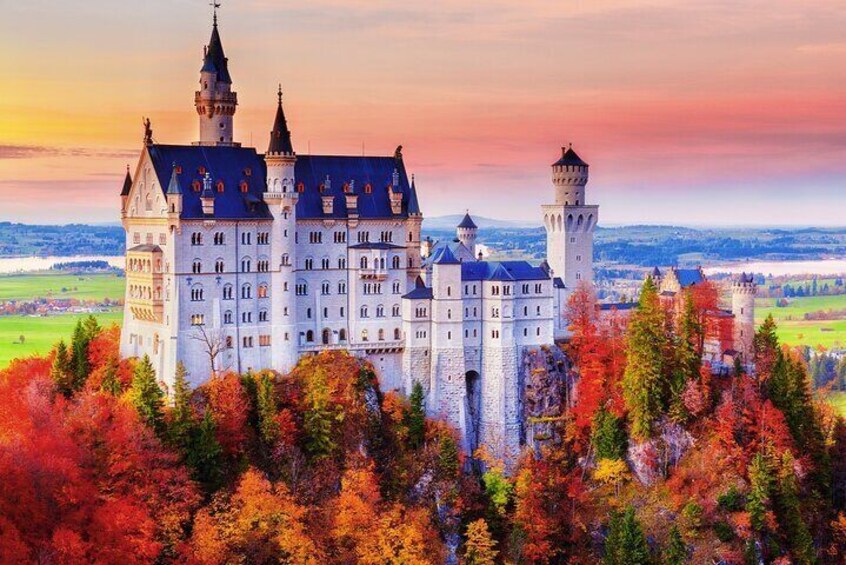 Private all day trip to Neuschwanstein and Linderhof