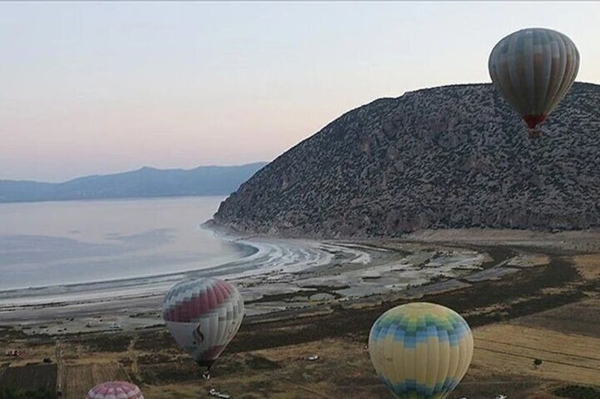 Salda Lake and Hot Air Balloon Tour in Salda