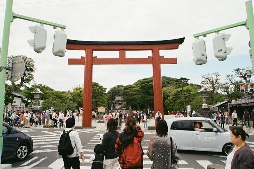 Full Day Private Tour to Kamakura by Luxury Vehicle