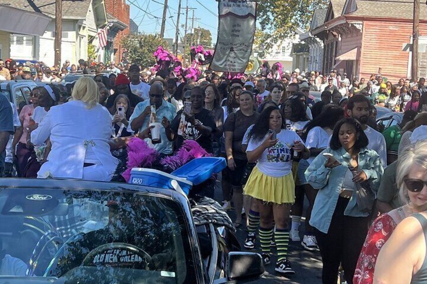 Nola Party Bus Tour