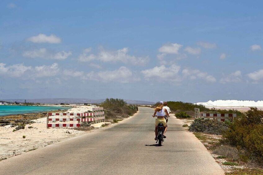 South Tour Bonaire on a Electric Bike