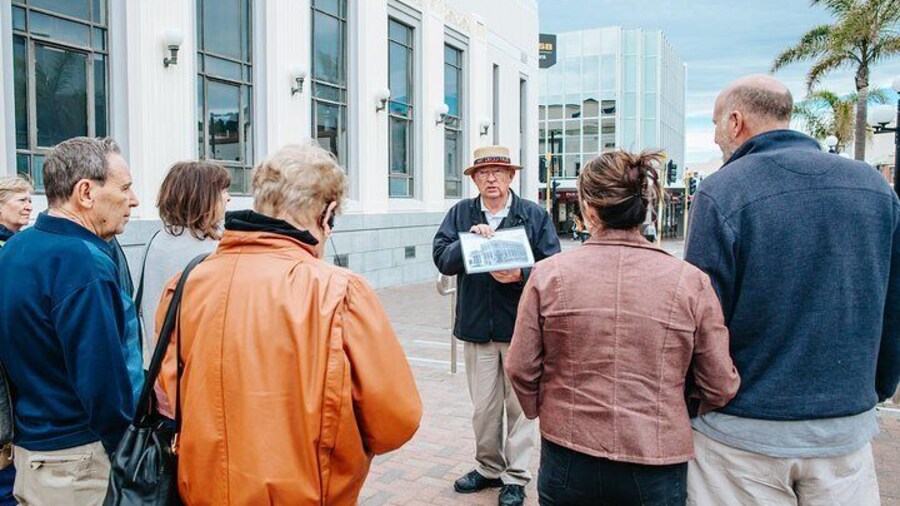 Guided 2pm Afternoon Art Deco Walk from Napier Art Deco Trust