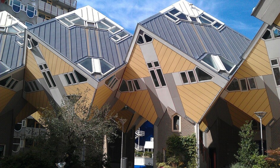 Day Tour to Zaanse Schans, The Hague, and Rotterdam from Amsterdam