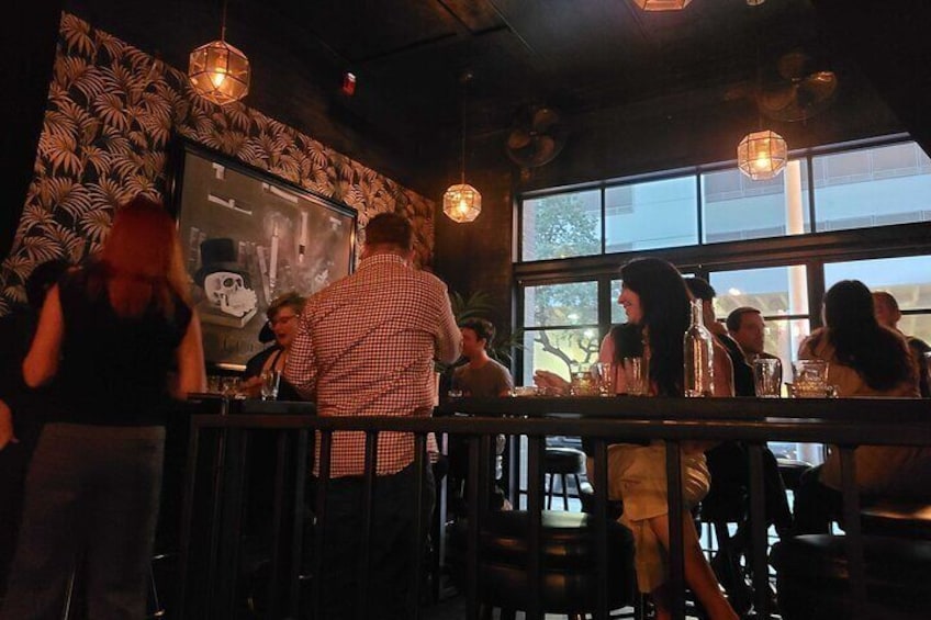Lost Legends of Texas Cocktail Tour in Austin