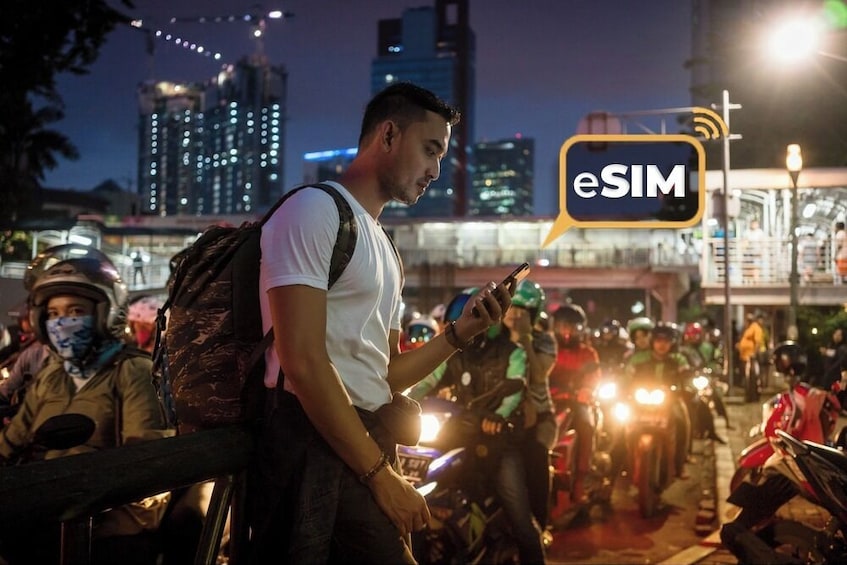 Indonesia & Bali: Roaming Internet with eSIM Mobile Data Plan 