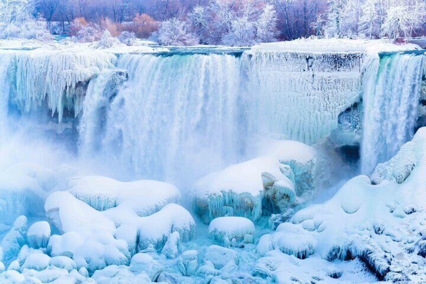 All Inclusive Day and Night Lights Niagara Falls Tour with Licensed Guide