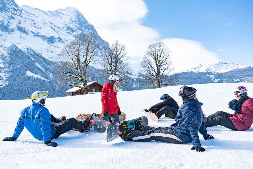 Picture 8 for Activity From Interlaken: Grindelwald Beginners Snowboarding Lesson