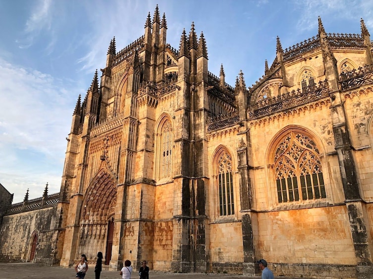 Batalha Highlights Tour with Batalha Monastery Ticket