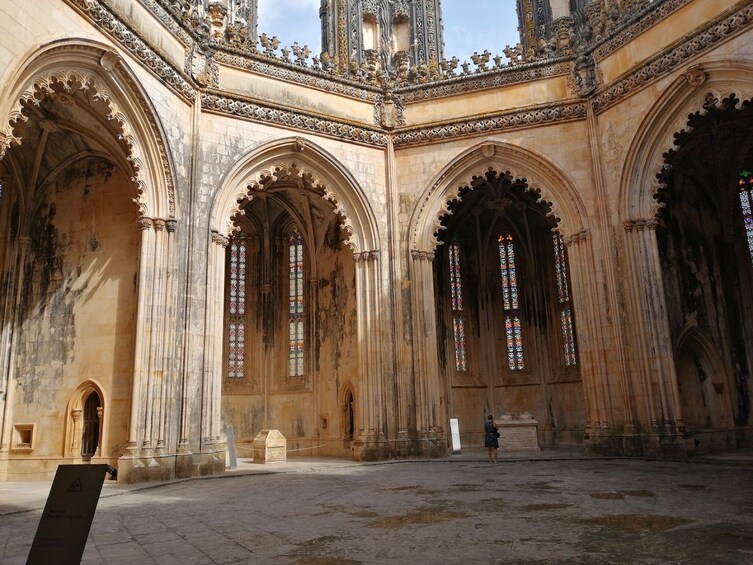 Batalha Highlights Tour with Batalha Monastery Ticket