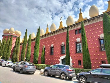 Figueres: Explore Salvador Dalí's Legacy with Theatre-Museum Entry