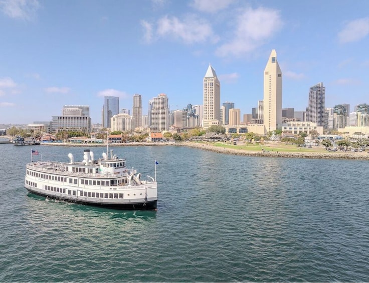 San Diego Signature Dinner Cruise