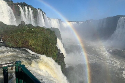 PRIVATE tour - Iguacu waterfalls on the Brazilian side