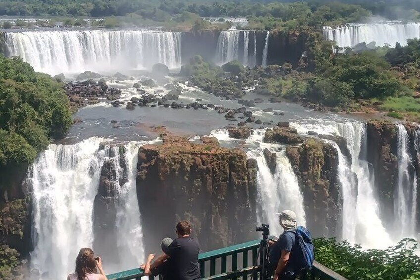 PRIVATE TOUR - Iguacu Waterfalls on the Brazilian side