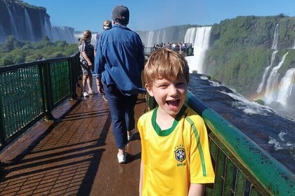 Private tour in 1 day in the Iguassu Falls side BRA and ARG