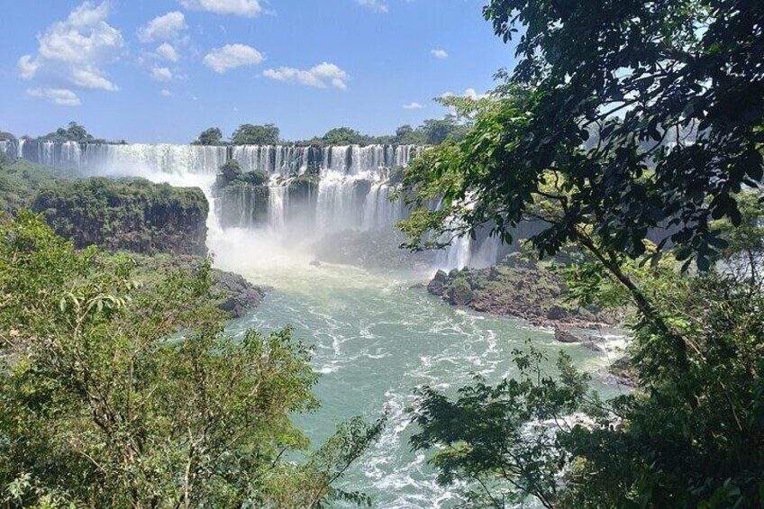 PRIVATE TOUR - Iguacu Waterfalls on the Brazilian side