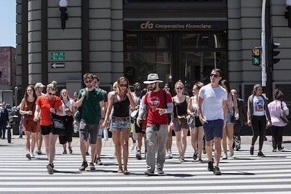 Medellin historische wandeltocht met tweetalige gids