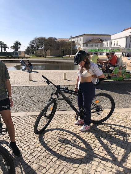 Picture 3 for Activity Lagos Portugal:Bike tour History and breathtaking views.