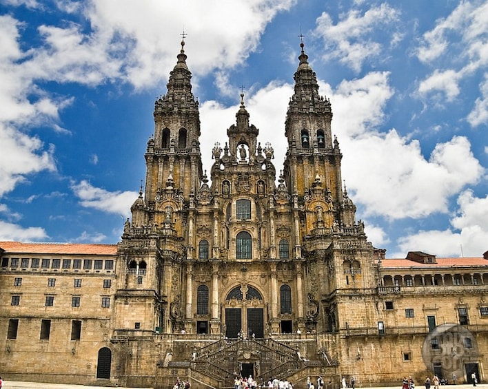 Santiago de Compostela Tour from Porto