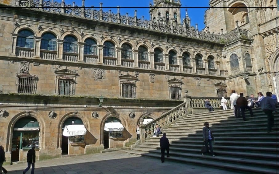 Santiago de Compostela Tour from Porto