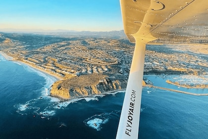 Orange County: Coastal Air Tour from John Wayne Airport