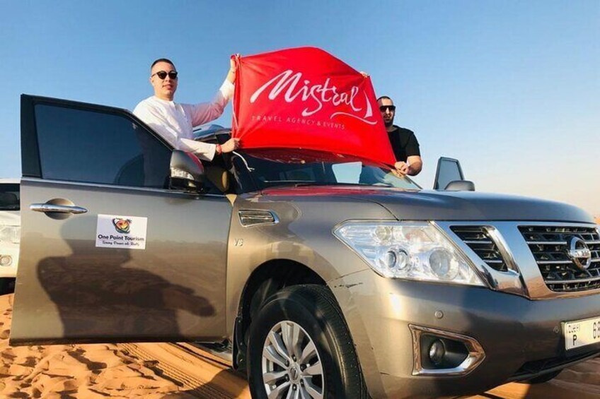 Dubai Premium Desert Safari Tour with Dinner and Activities