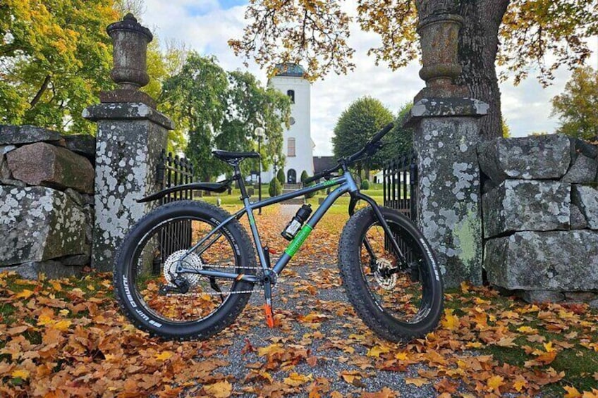 Stockholm Fat Bike Forest Adventure with Lunch and Sauna