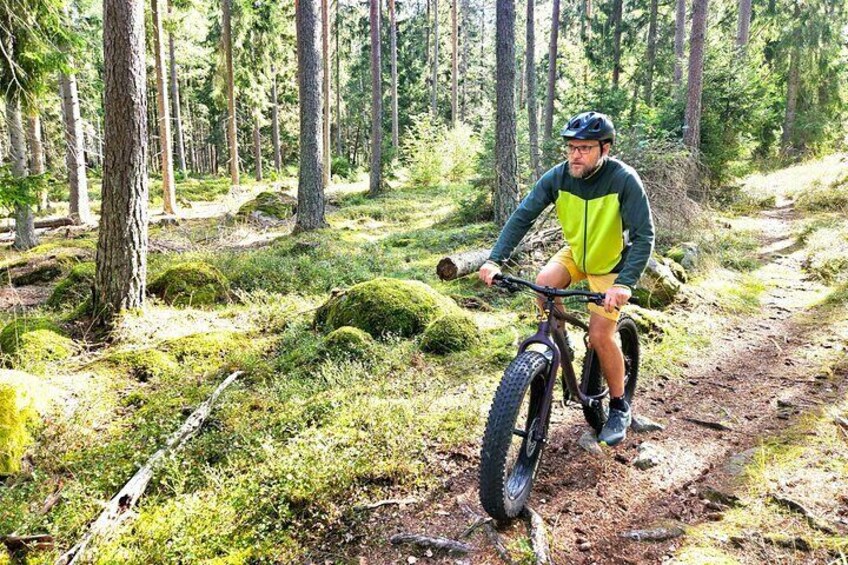 Stockholm Fat Bike Forest Adventure with Lunch and Sauna