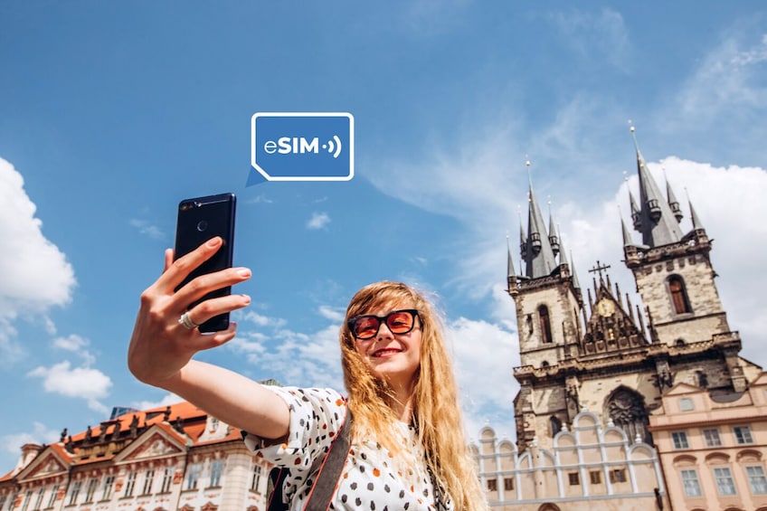 Prague: Unlimited Czech Republic Internet with eSIM Mobile Data Plan