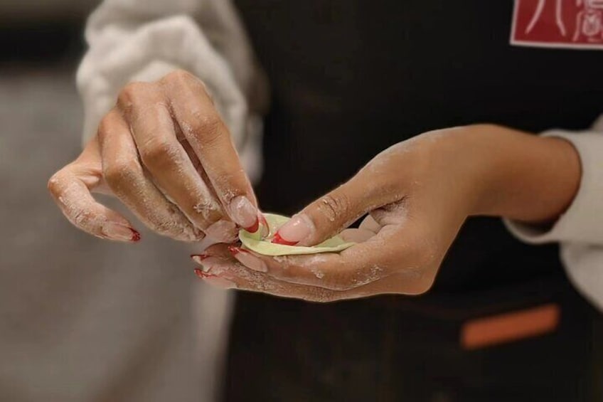 Beef Curry Sheng Jian Bao Cook Pan Fried Buns with Chef Yin