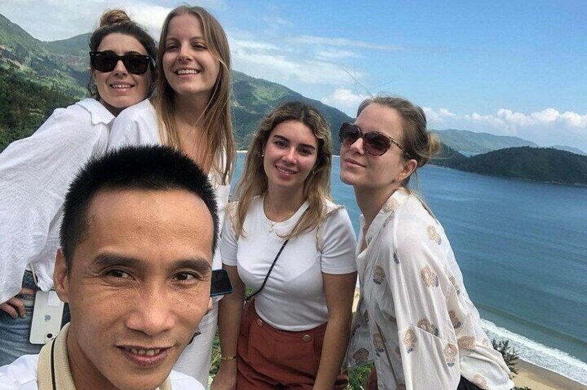 Hue to Hoi An via Hai Van Pass with English Guide & Scenic Stops