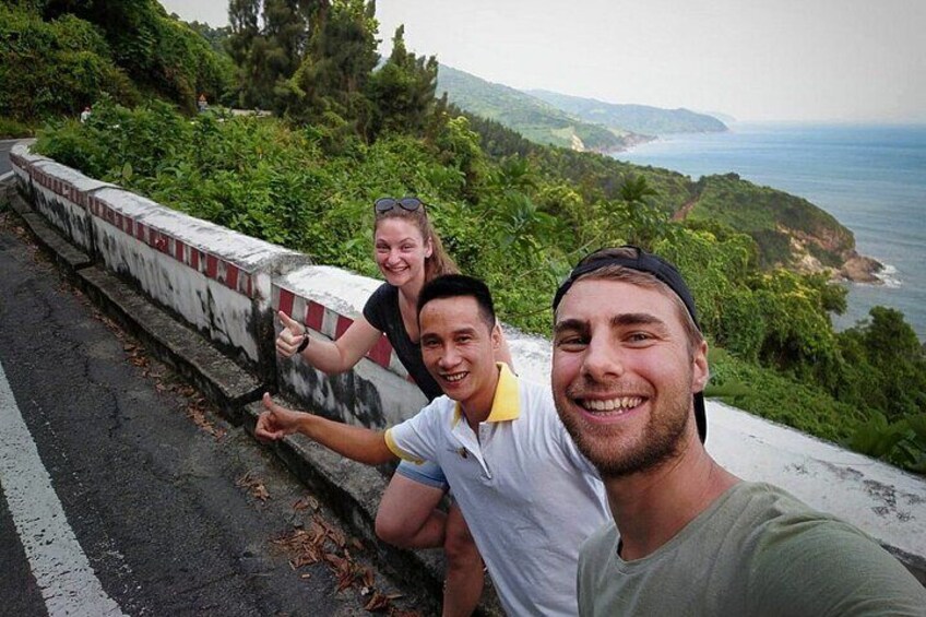 Hue to Hoi An via Hai Van Pass with English Guide & Scenic Stops