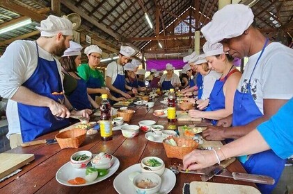 Experience Vietnamese Cooking Class with Local Family in Hoi An